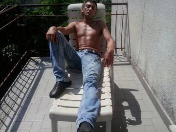 Public Photo of Pyter12