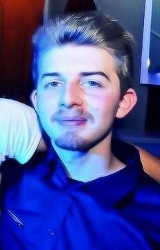 Public Photo of Valentino8880